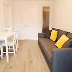 Crystal Apartment In Hammersmith